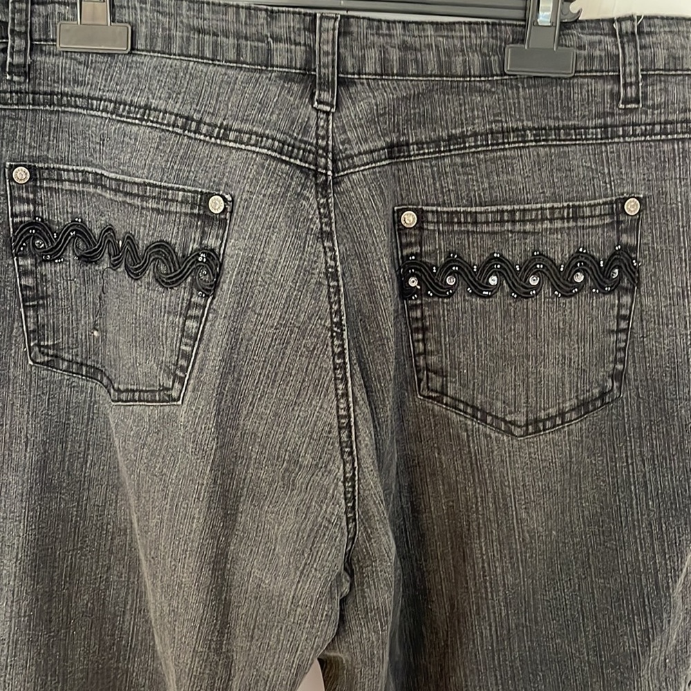 Cosmopolitan Jeans - Picture 4 of 8